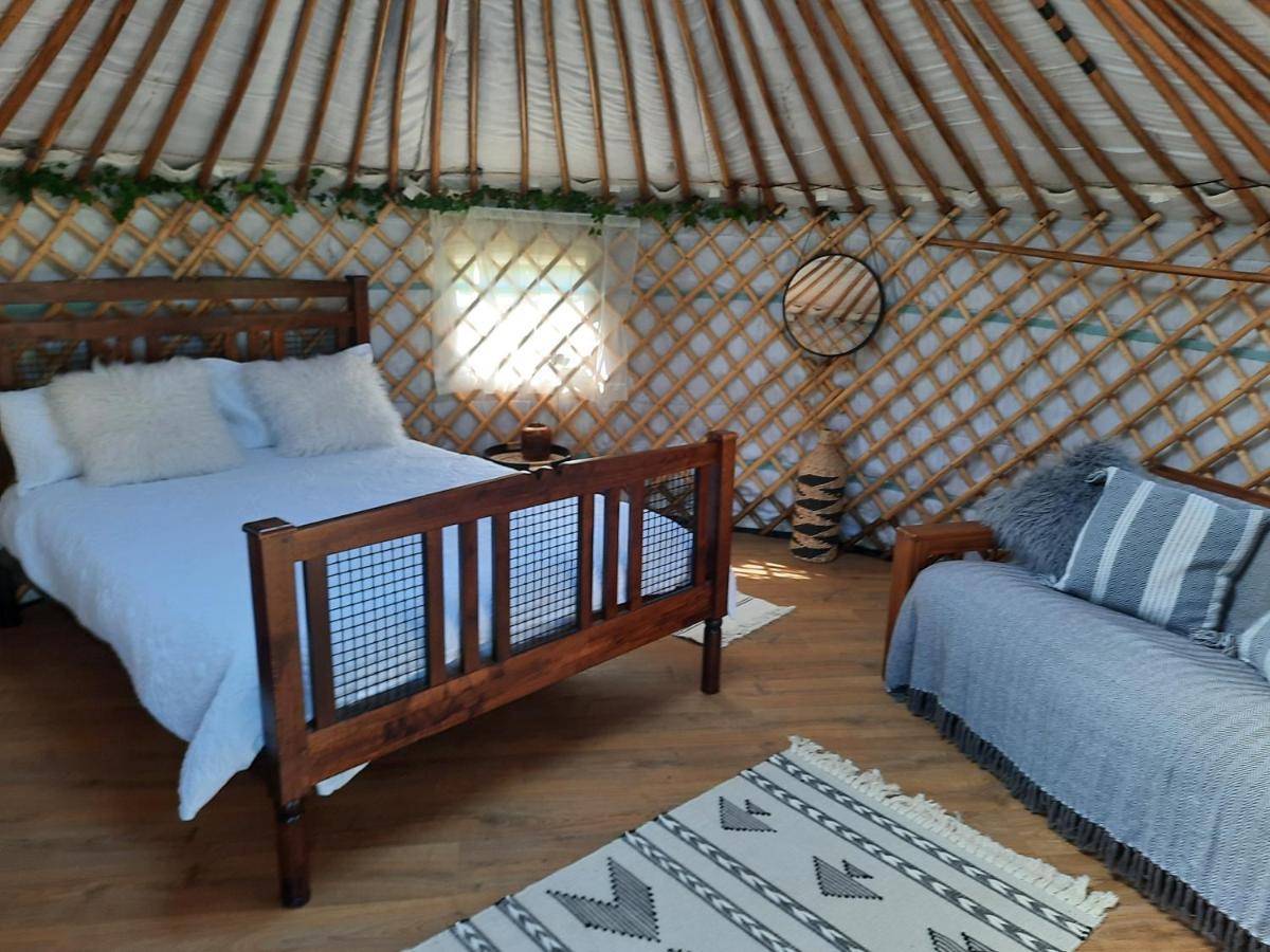 Hotel Cranfield Retreat & Glamping & Hobbit House Long Melford Exteriér fotografie